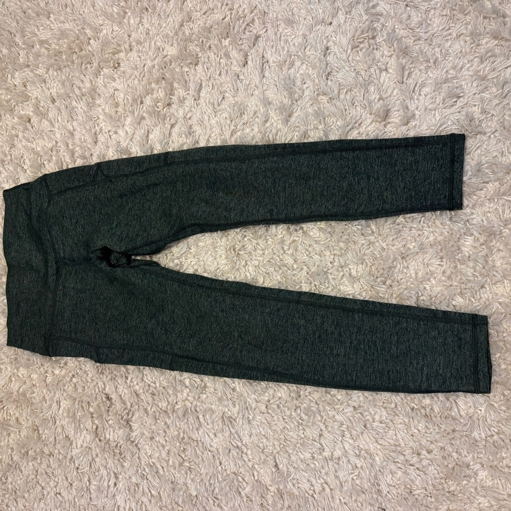 Aerie Gray Leggings Comfortable and Versatile